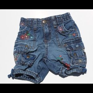 Cargo Shorts With Floral Embroidery